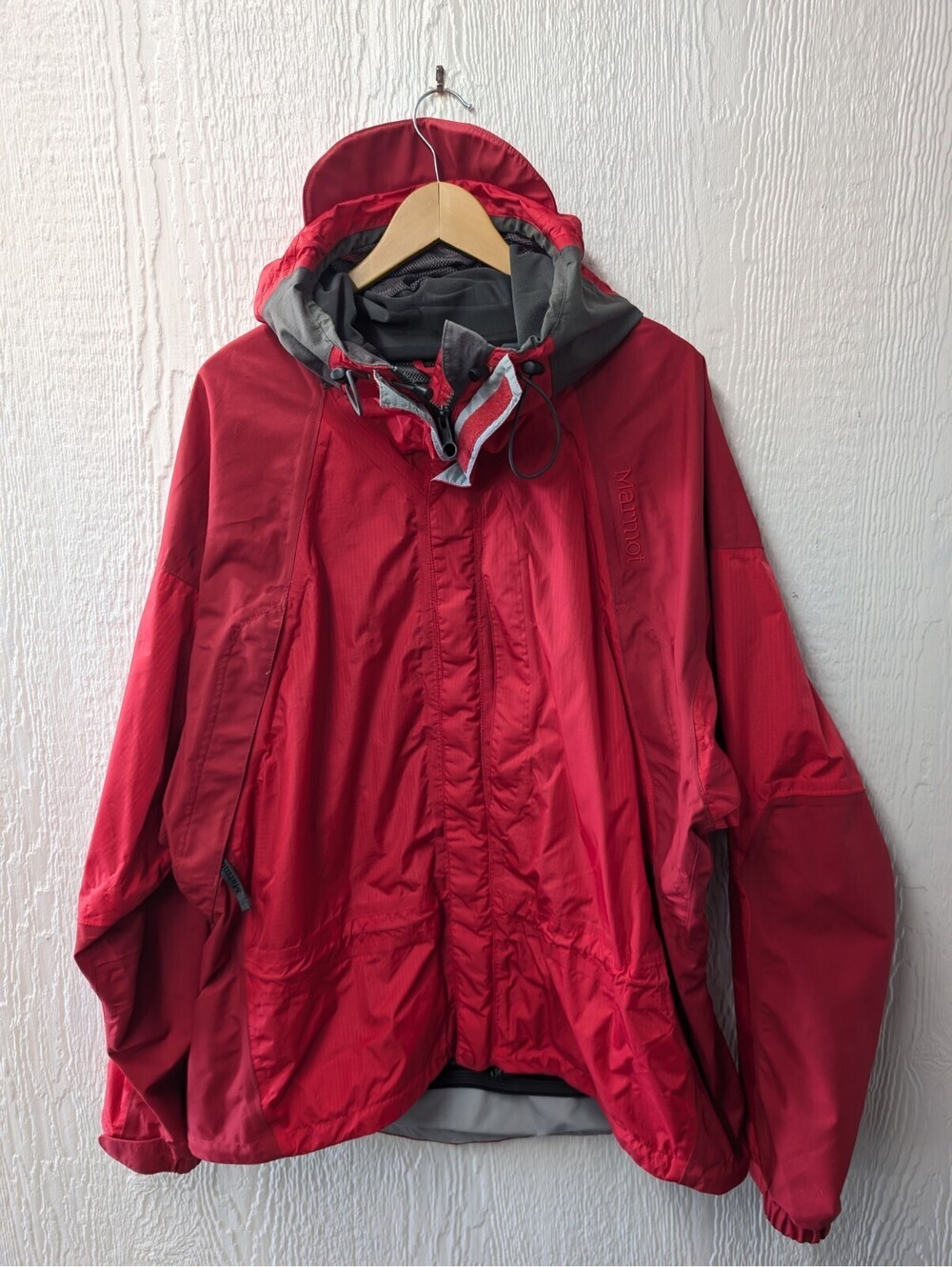 Marmot Red Full Zip Soft Shell Jacket Coat Outdoors Hiking Travel Camp Size XL